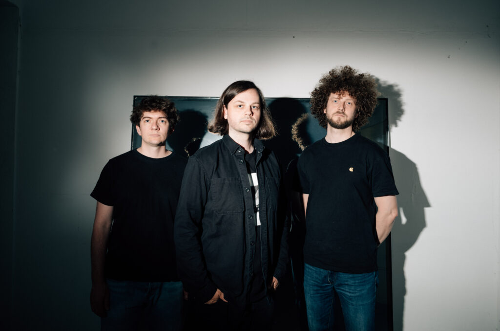 Tom Schneider - Sampler & Piano | Daniel Klein - Drums | Tobias Froehlich - Double Bass